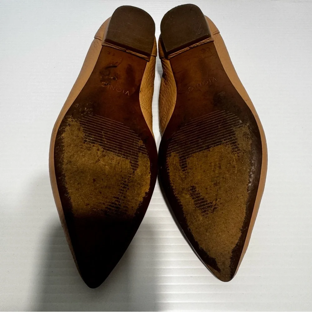 Vionic Noah Tan Leather Pointy Toes Flats Size 7.5 - Picture 15 of 16